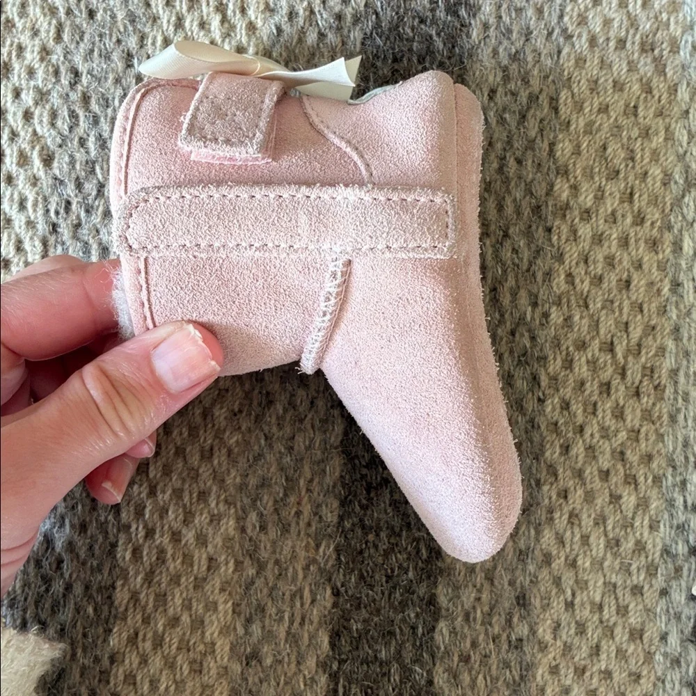 UGG BABY Jesse Bow II bootie Pink Suede Size 1
